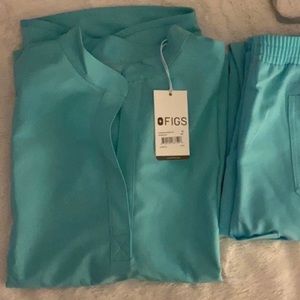 Figs Rafaela™ Oversized Scrub Top rare color